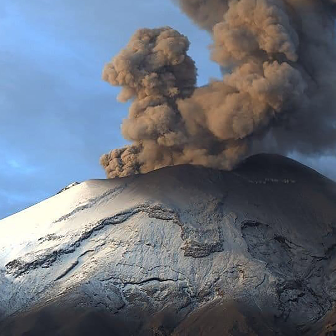Cultura mágica alrededor del Volcán Popocatépetl.