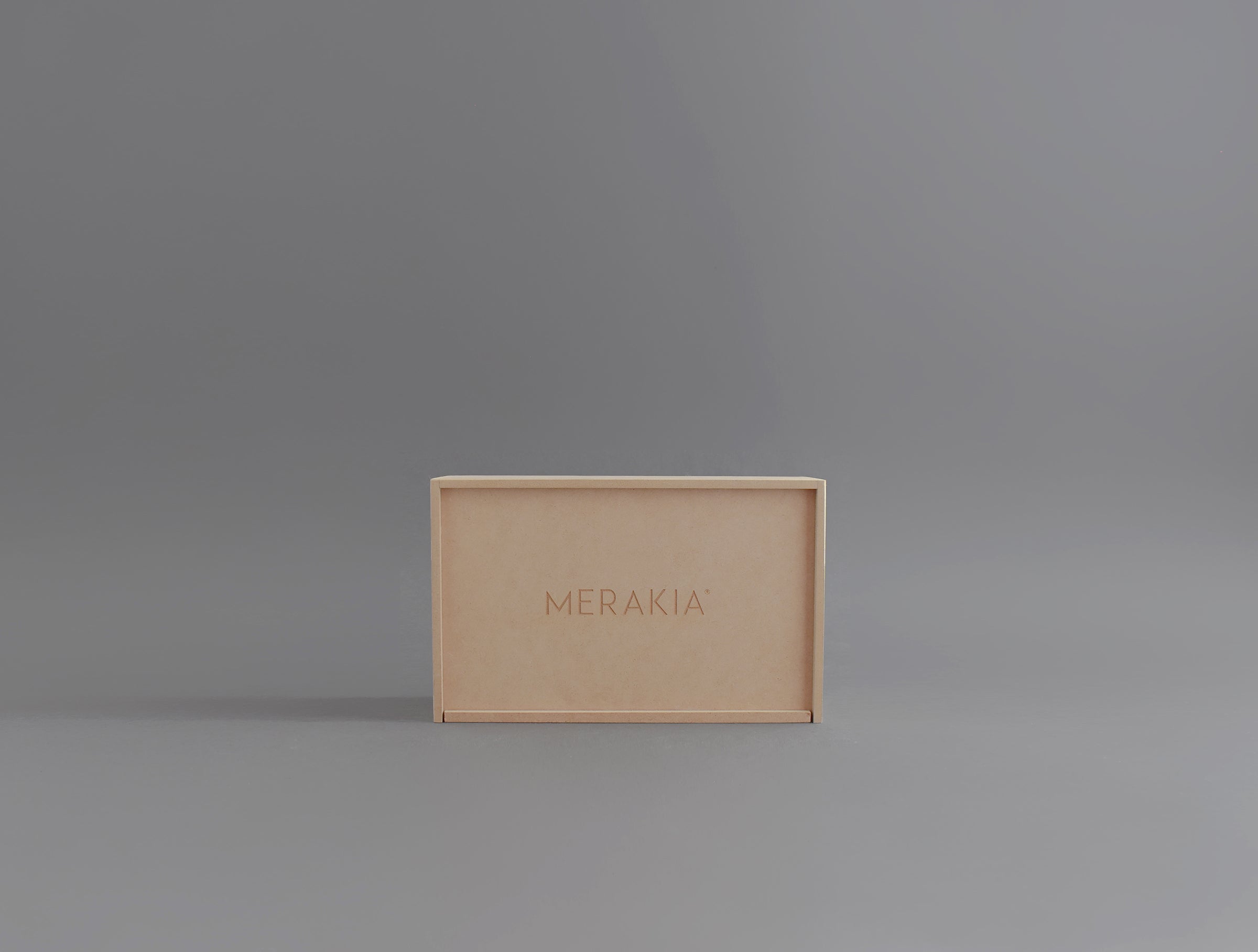 Caja MDF con logo Merakia para kit de regalo